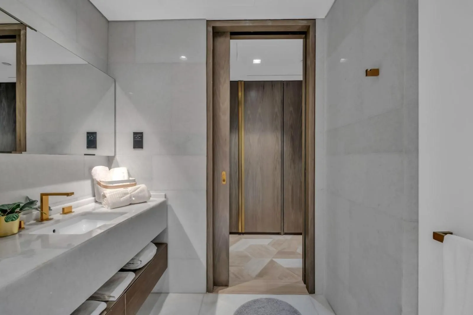 Palm Haven Luxe 3 Bed Townhouse With Private Pool Villa Dubai Holiday home