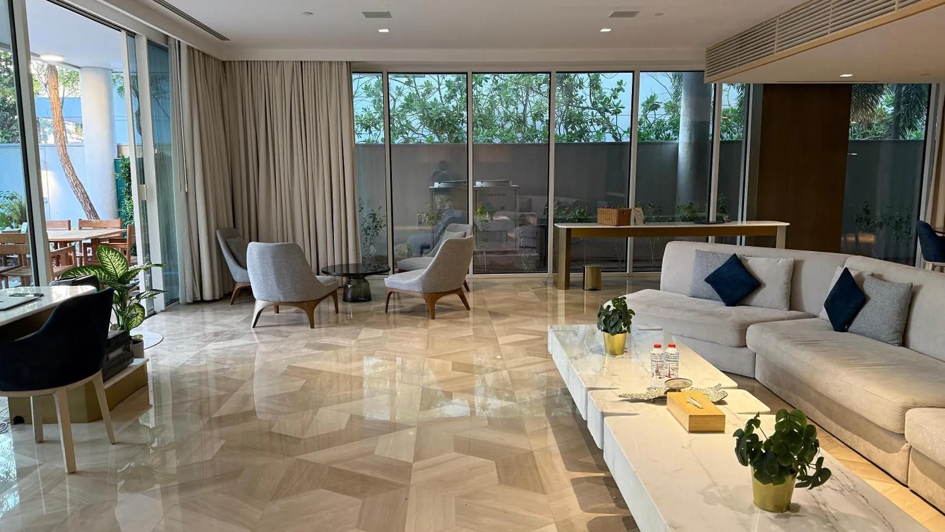 Palm Haven Luxe 3 Bed Townhouse With Private Pool Villa Dubai Holiday home
