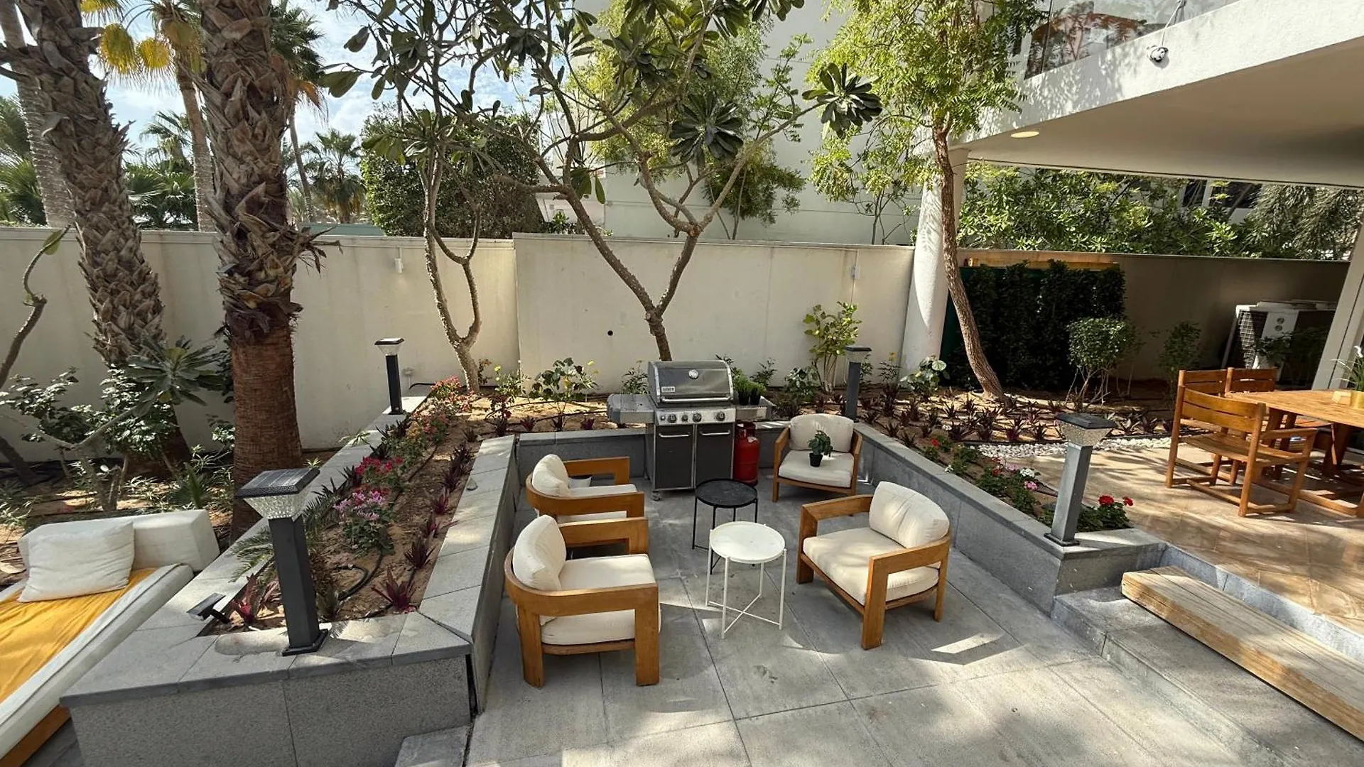 Palm Haven Luxe 3 Bed Townhouse With Private Pool Villa Dubai