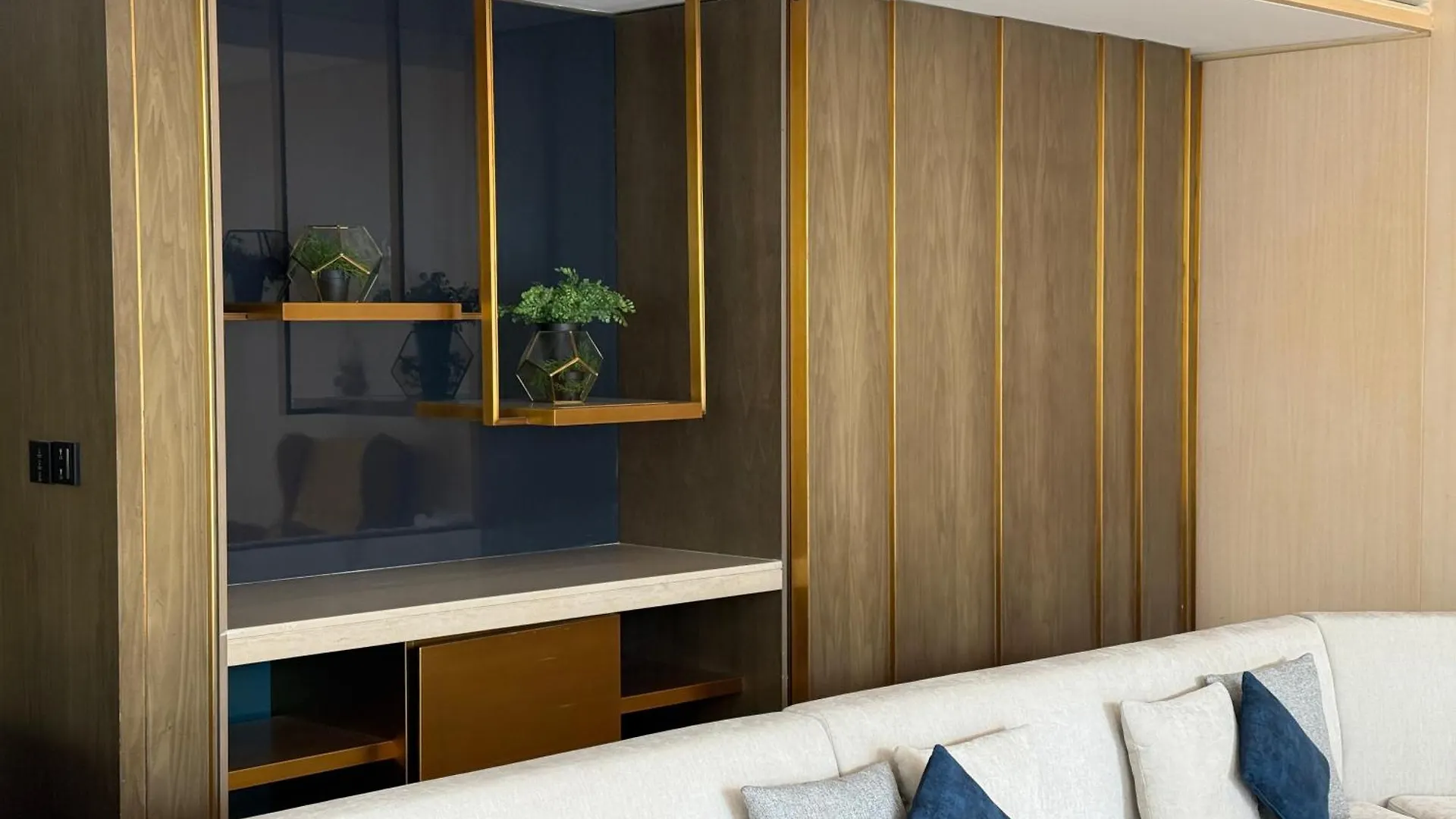 Palm Haven Luxe 3 Bed Townhouse With Private Pool Villa Dubai 0*,  United Arab Emirates