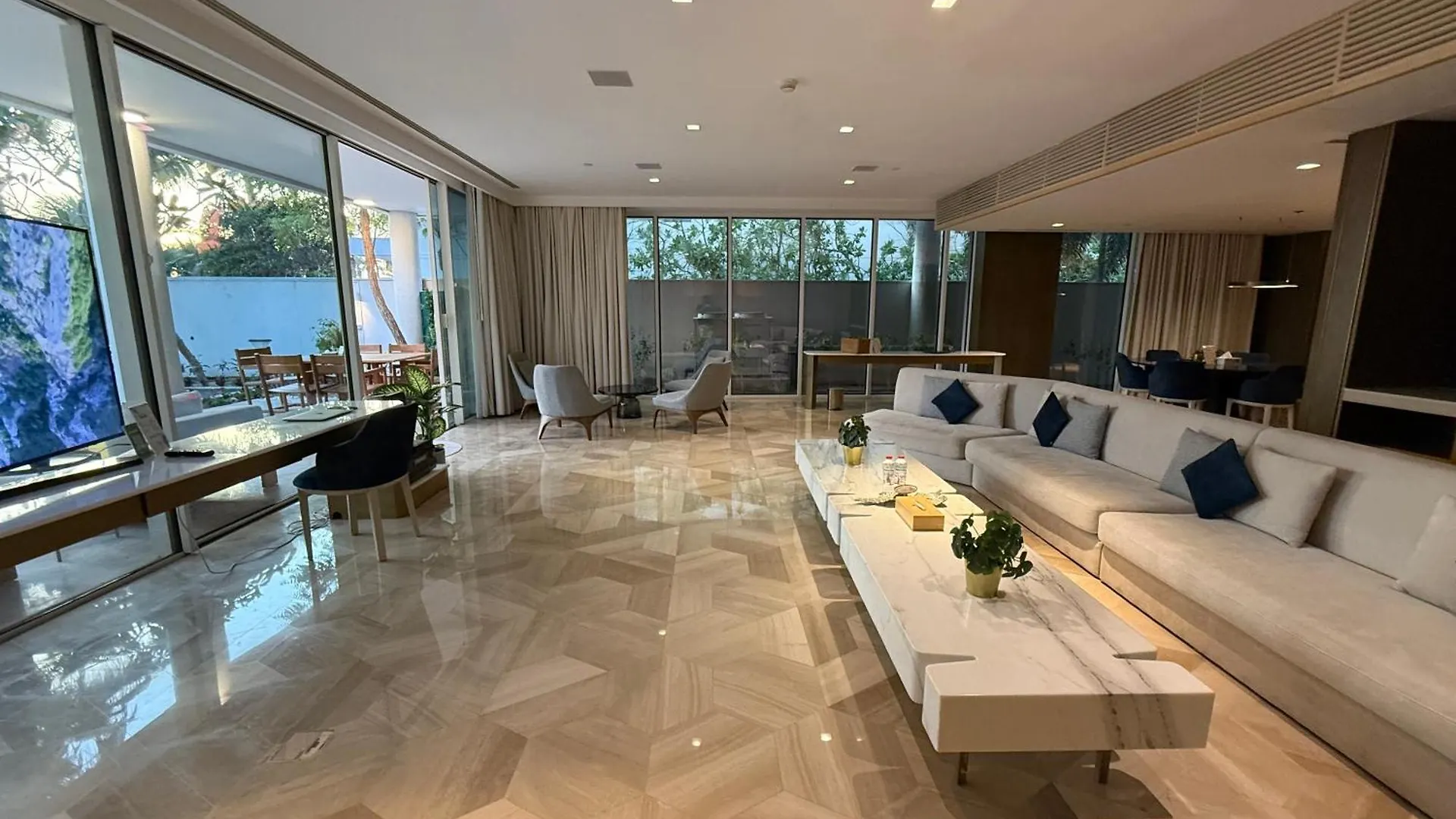 Palm Haven Luxe 3 Bed Townhouse With Private Pool Villa Dubai Holiday home
